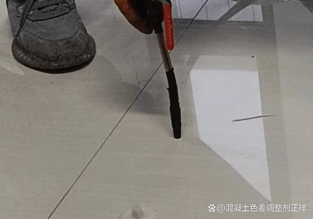 瓷砖空鼓胶到底起不起作用呀怎么办(瓷砖空鼓胶到底起不起作用呀怎么办视频)